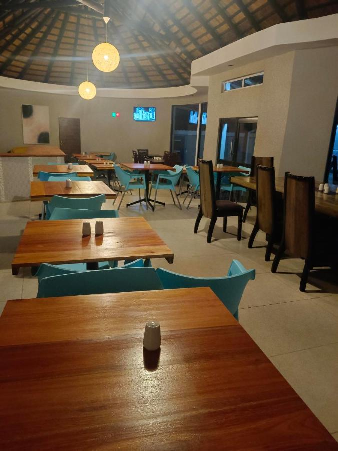 Green Fields Hotel, Коффи-Бей Экстерьер фото